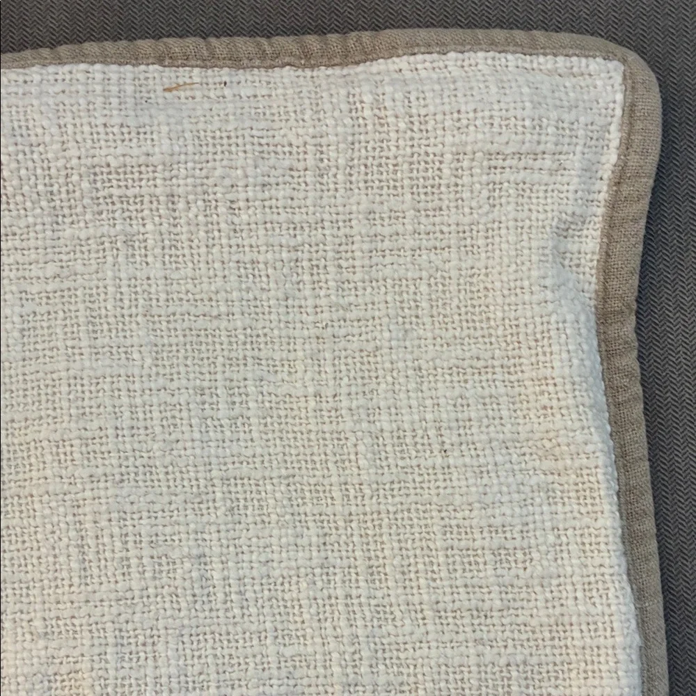 Pottery Barn Cream Textured Accent Pillow Slip Cover 20x20 Flawed